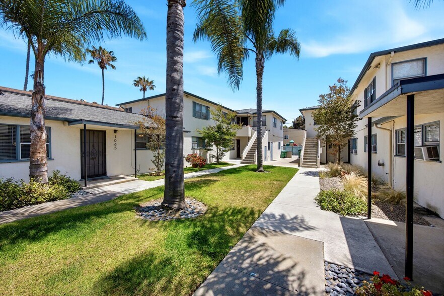 1057 Grand Ave, San Diego, CA à vendre - Photo de l’immeuble – Image 3 sur 23