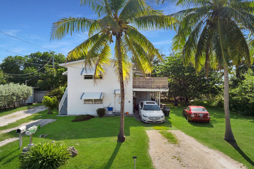 329 63rd Court Gulf, Marathon, FL à vendre - Photo de l’immeuble – Image 3 sur 15
