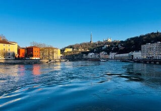 Lyon - Vue aérienne  vue de carte