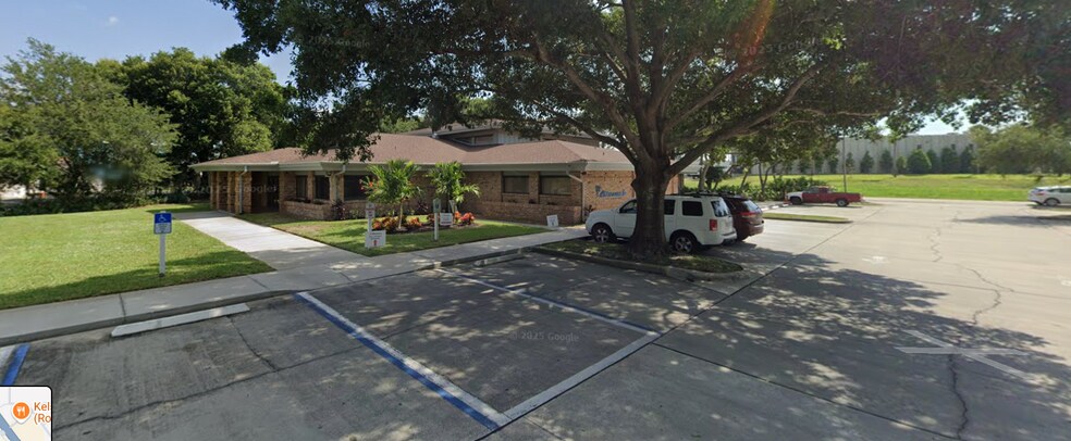 134 S Woods Dr, Rockledge, FL à vendre - Photo de l’immeuble – Image 2 sur 5