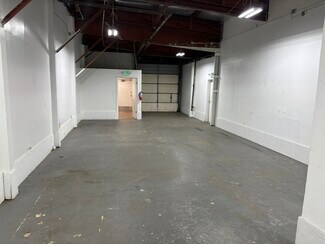 Plus de détails pour 355 W Main St, Norristown, PA - Bureau à louer