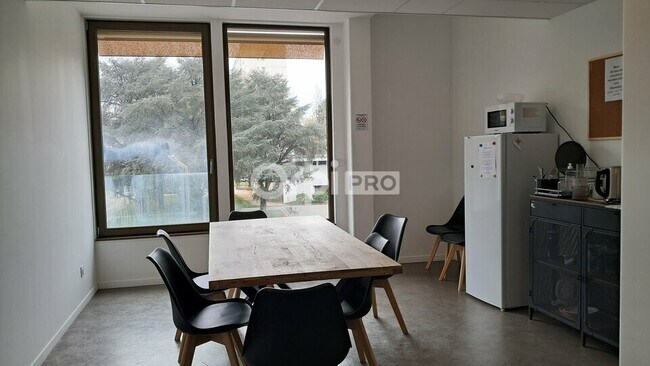 Plus de détails pour Bureau à louer