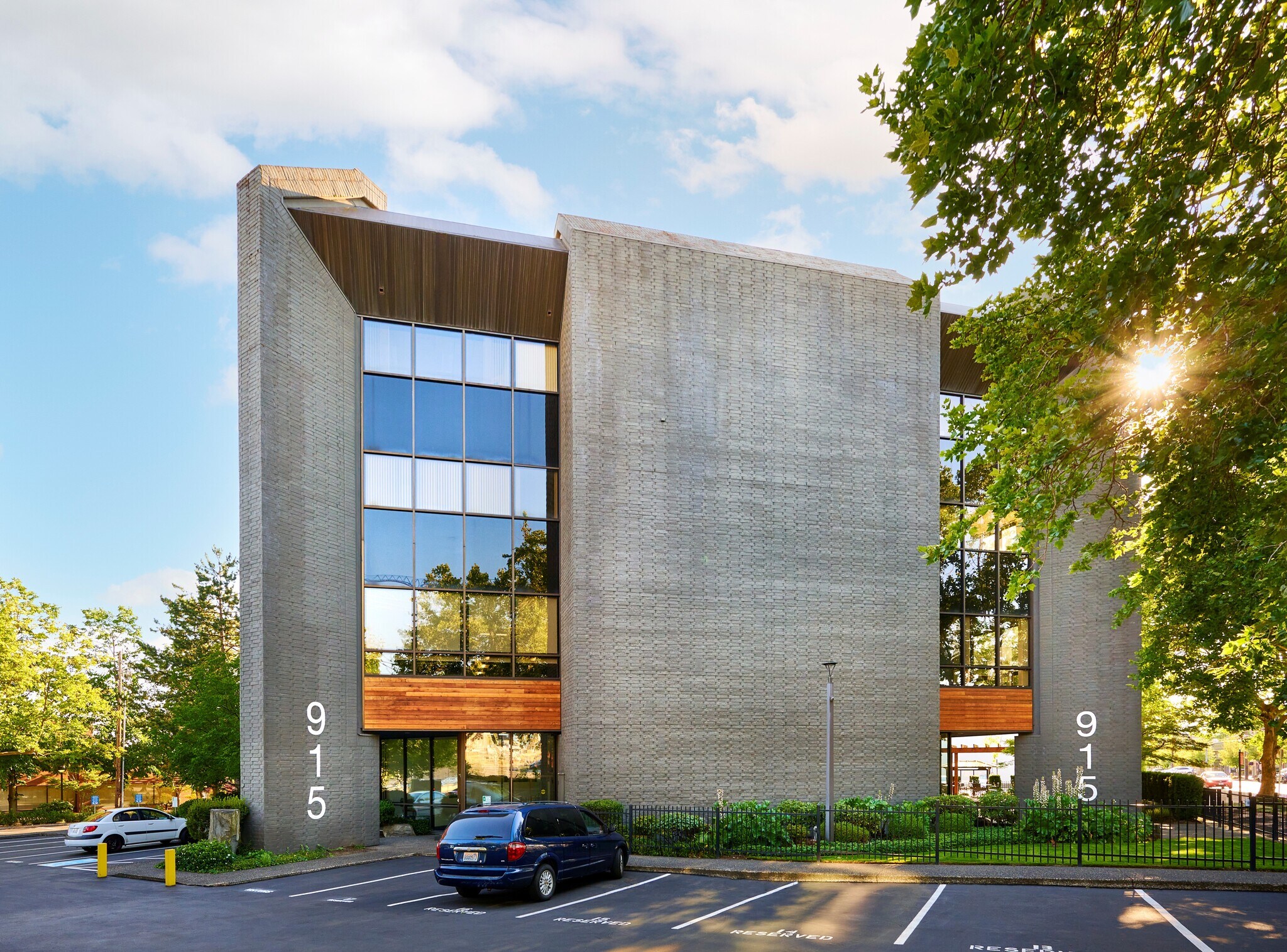 915 Broadway St, Vancouver, WA à louer Photo principale– Image 1 sur 7