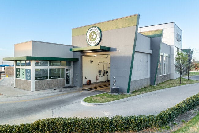 Plus de détails pour 820 NE Alsbury Blvd, Burleson, TX - Spécialisé à vendre