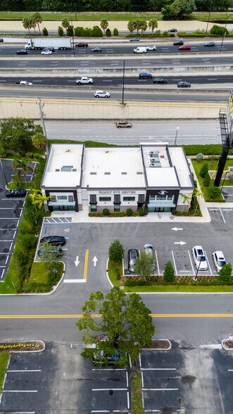 9090 W State Road 84, Davie, FL à louer - Photo de l’immeuble – Image 3 sur 9