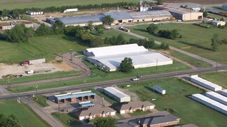 Plus de détails pour 2525 N Center St, Bonham, TX - Industriel/Logistique à louer