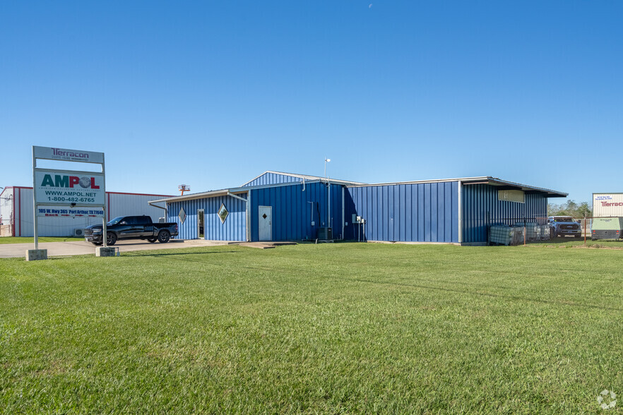 101-105 Hwy 365 portefeuille de 2 biens à vendre sur LoopNet.fr - Photo de l’immeuble – Image 1 sur 19
