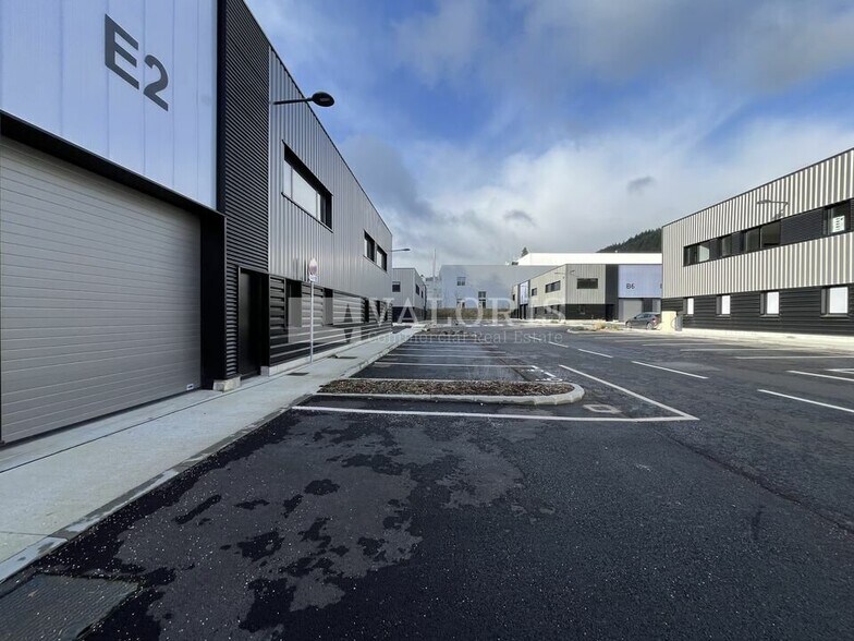 17 19 Rue De Paris, Tarare à vendre - Photo de l’immeuble – Image 1 sur 26