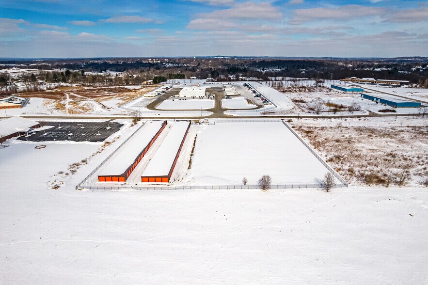 2851 Business Pl SE, Massillon, OH à vendre - Aérien – Image 2 sur 36