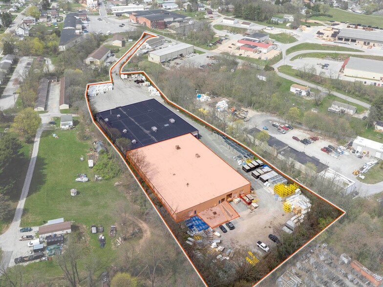 400 E Locust St, Dallastown, PA à louer - Photo de l’immeuble – Image 3 sur 13