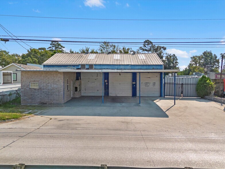 8518 C E King Pky, Houston, TX à vendre - Photo principale – Image 1 sur 9