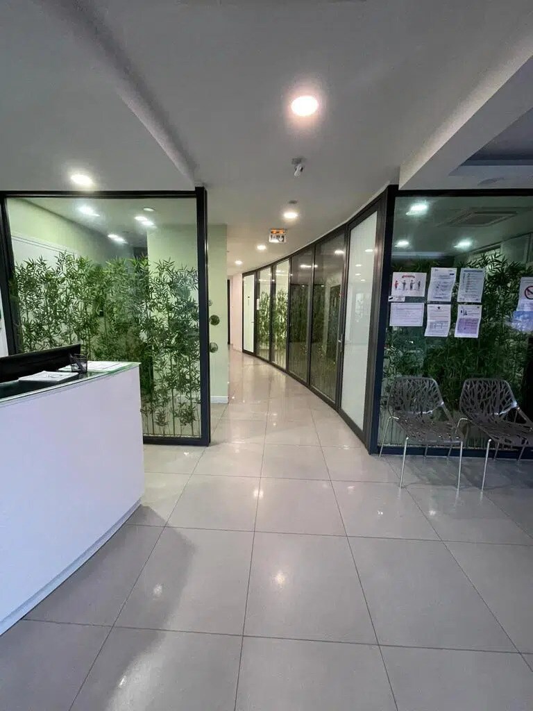 75-83 Boulevard Charles De Gaulle, Colombes à vendre Photo de l’immeuble– Image 1 sur 1