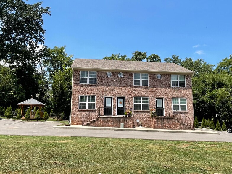 1430 E Main St, Murfreesboro, TN à vendre - Photo principale – Image 1 sur 15
