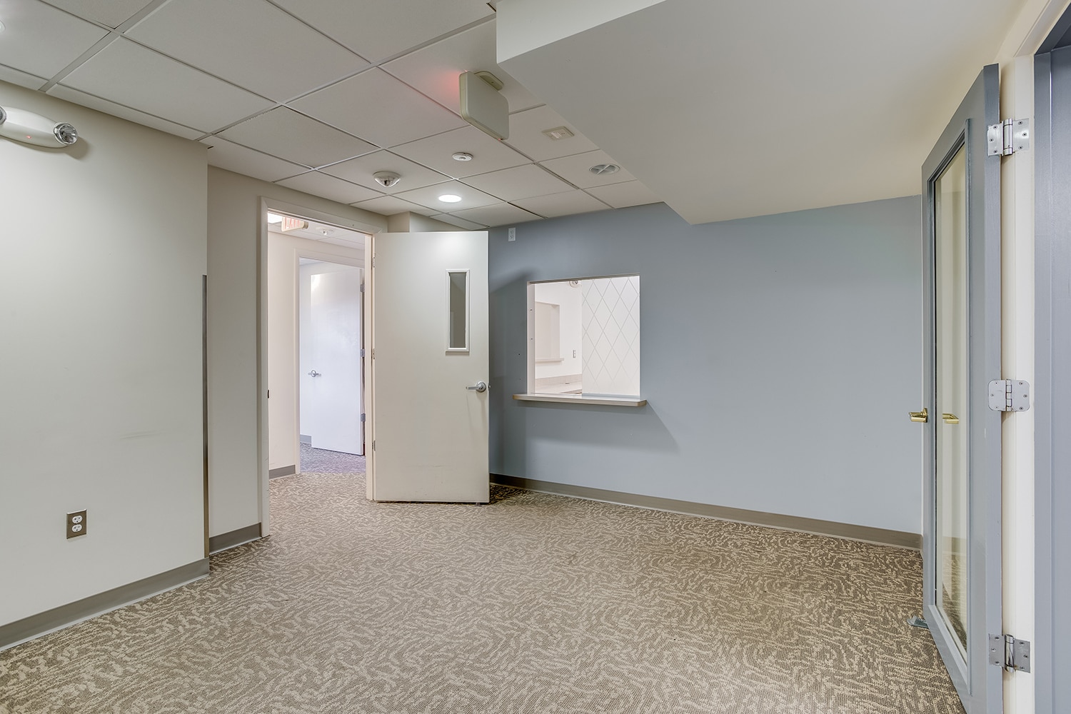 4701 Randolph Rd, Rockville, MD à louer Photo intérieure– Image 1 sur 29