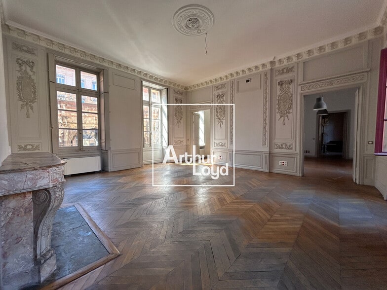 36 Rue Du Languedoc, Toulouse à vendre - Photo intérieure – Image 1 sur 12