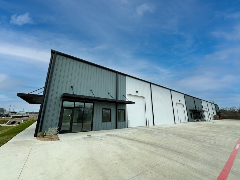 216 Benelli, Round Rock, TX à louer - Photo de l’immeuble – Image 3 sur 8