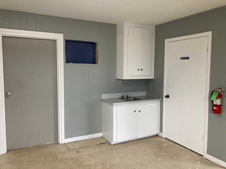 102 Saul Dr, Scott, LA à louer - Photo de l’immeuble – Image 3 sur 8