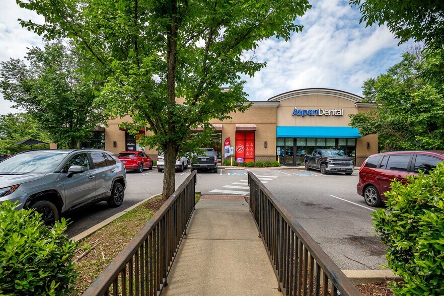 2711 Medical Center Pky, Murfreesboro, TN à vendre - Photo de l’immeuble – Image 3 sur 22