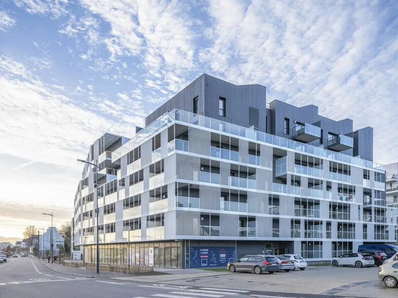 Local commercial dans Vannes à louer - Photo de l’immeuble – Image 2 sur 3