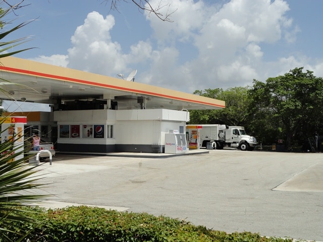 7290 Central Industrial Dr, Riviera Beach, FL à vendre - Photo de l’immeuble – Image 2 sur 9