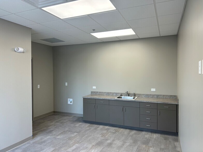 4909 Jack Huffman Blvd, Millington, TN à louer - Photo de l’immeuble – Image 3 sur 8