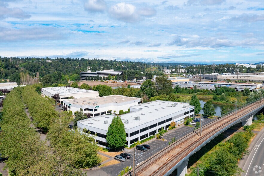 11521 E Marginal Way S, Tukwila, WA à vendre - Photo de l’immeuble – Image 2 sur 9