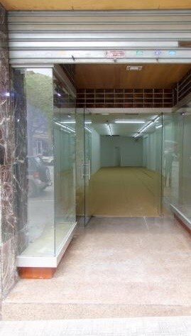 Plus de détails pour Local commercial à louer