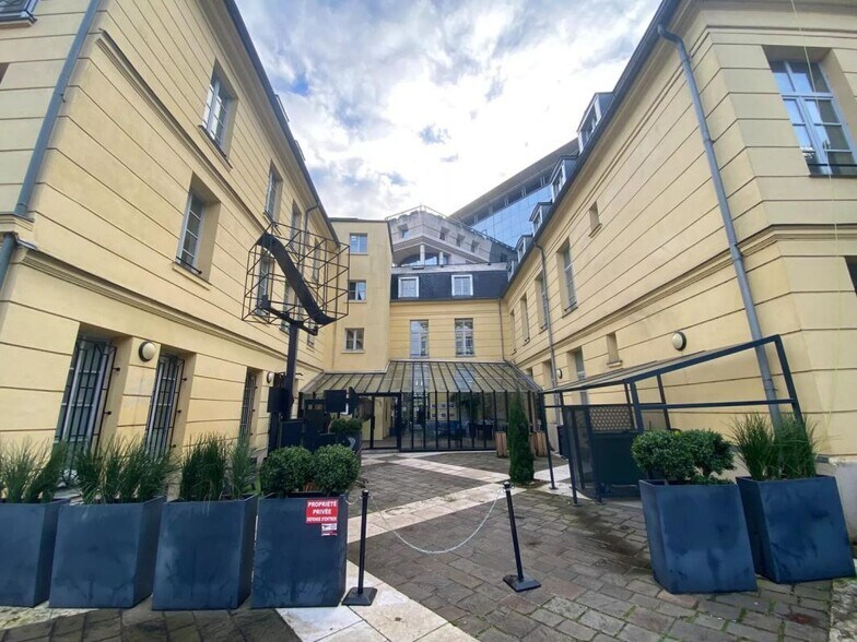 16 Rue Troyon, Sèvres à louer - Photo de l’immeuble – Image 3 sur 16