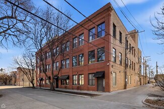 Plus de détails pour 2401 W Ohio St, Chicago, IL - Logement à vendre