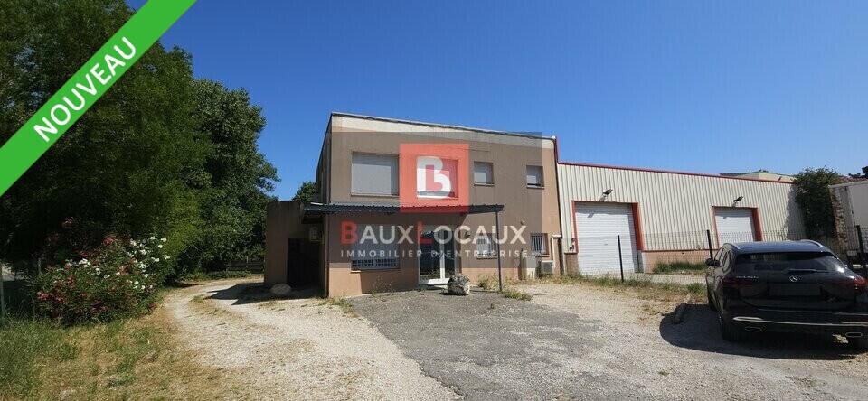 Bureau dans Entraigues-sur-la-Sorgue à louer Photo de l’immeuble– Image 1 sur 8
