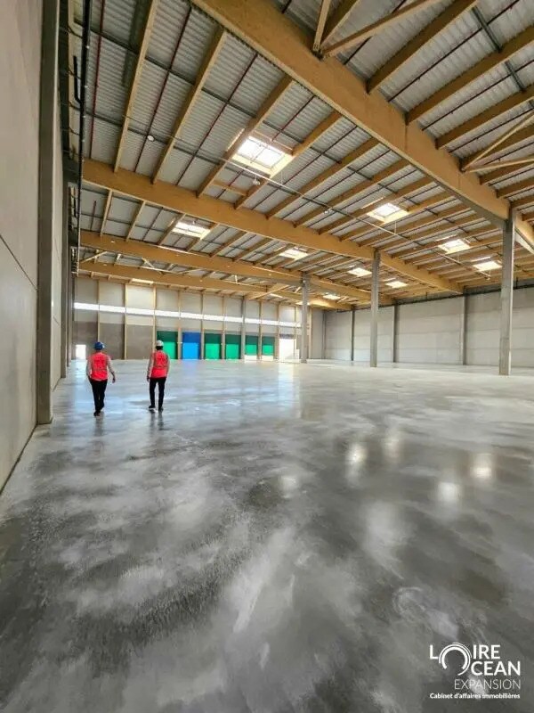 Bureau dans La Roche-sur-Yon à louer Photo de l’immeuble– Image 1 sur 18