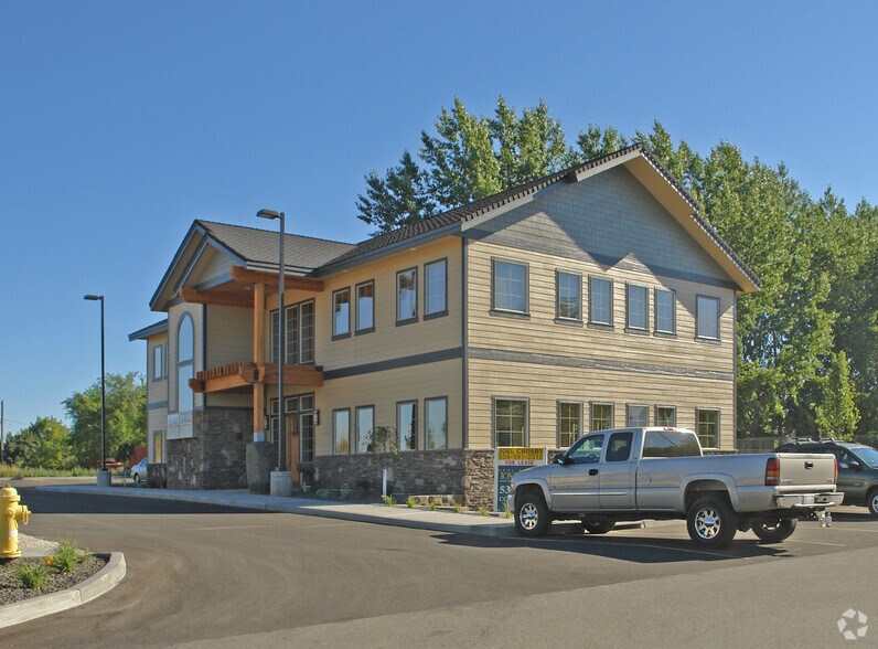 11915 E Broadway Ave, Spokane Valley, WA à louer - Photo de l’immeuble – Image 1 sur 3