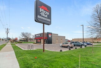 Plus de détails pour 2017 W Court St, Janesville, WI - Local commercial à vendre