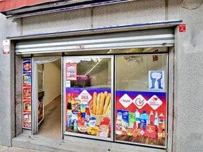 Local commercial dans Sabadell, Barcelona à louer Photo intérieure– Image 1 sur 11