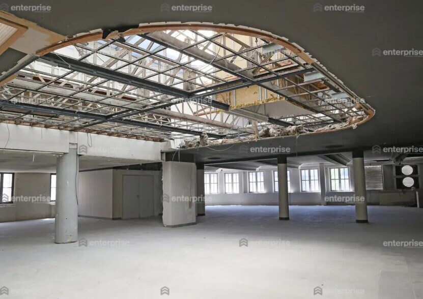 Bureau dans Amiens à louer - Photo de l’immeuble – Image 2 sur 5