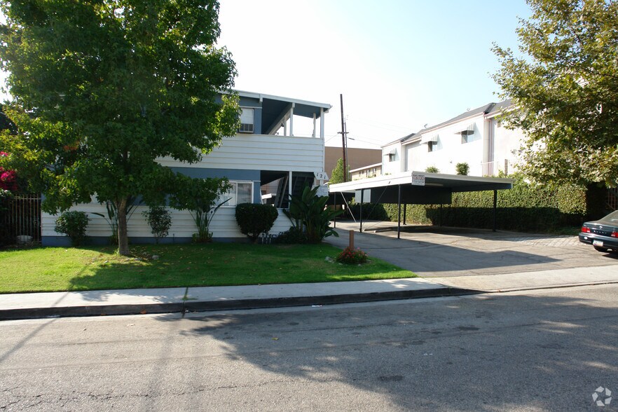 121 Maynard St, Glendale, CA à vendre - Photo de l’immeuble – Image 3 sur 18