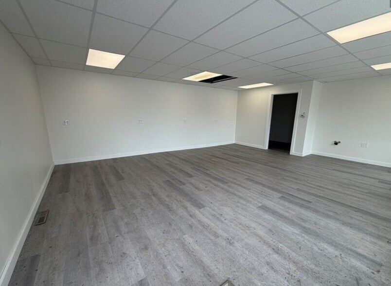 5455 Transit Rd, Depew, NY à louer - Photo intérieure – Image 2 sur 6