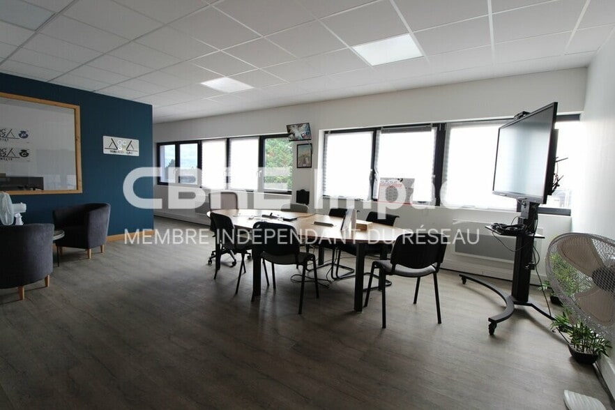 Local d'activités dans Ladoix Serrigny à vendre - Photo intérieure – Image 2 sur 12