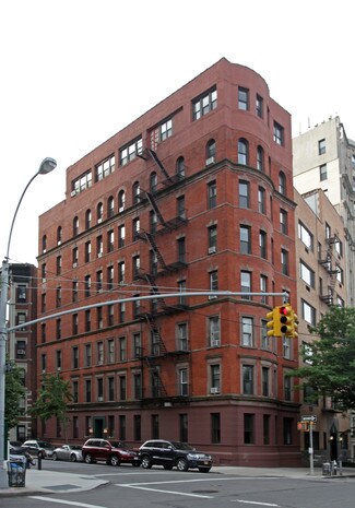 Plus de détails pour 127 Riverside Dr, New York, NY - Logement à vendre