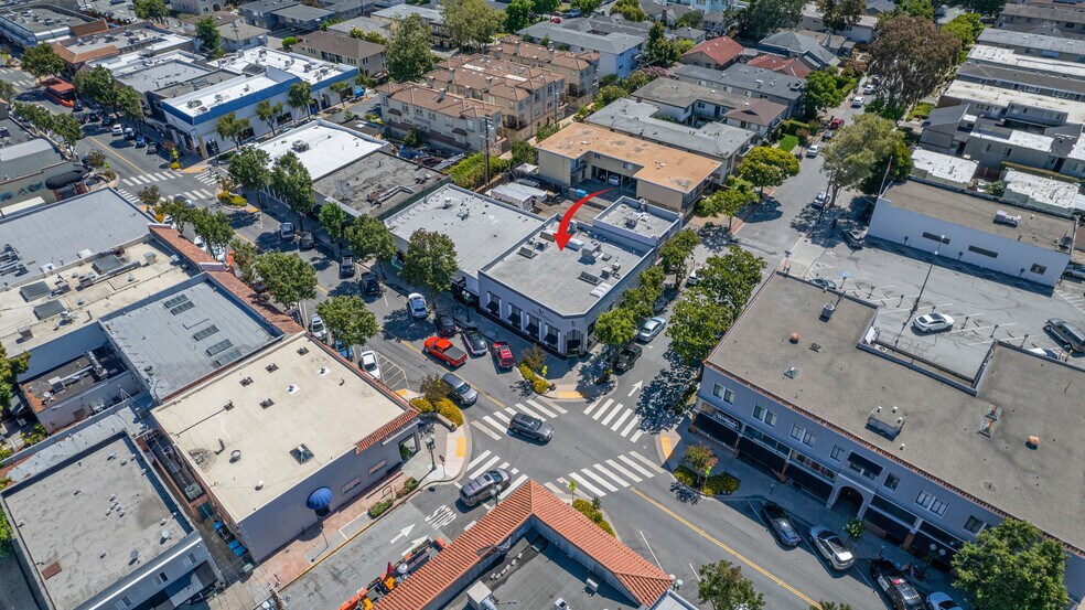 1399 Broadway, Burlingame, CA à louer - Photo de l’immeuble – Image 3 sur 8