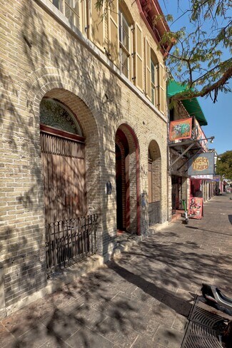 Plus de détails pour 410 E 6th St, Austin, TX - Bureau/Local commercial à louer