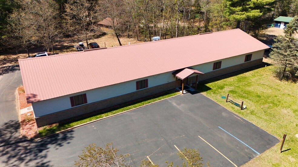 10045 N State Road 27, Hayward, WI à vendre - Photo de l’immeuble – Image 2 sur 36