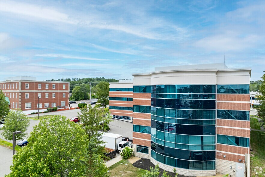 25 Pelham Rd, Salem, NH à louer - Photo de l’immeuble – Image 2 sur 4