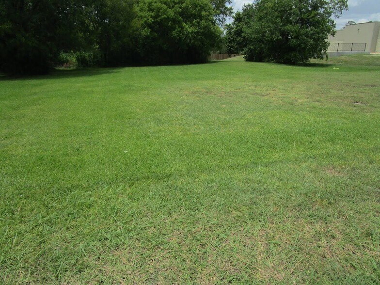 3104 Old Highway 146 S, La Porte, TX à vendre - Photo de l’immeuble – Image 2 sur 6