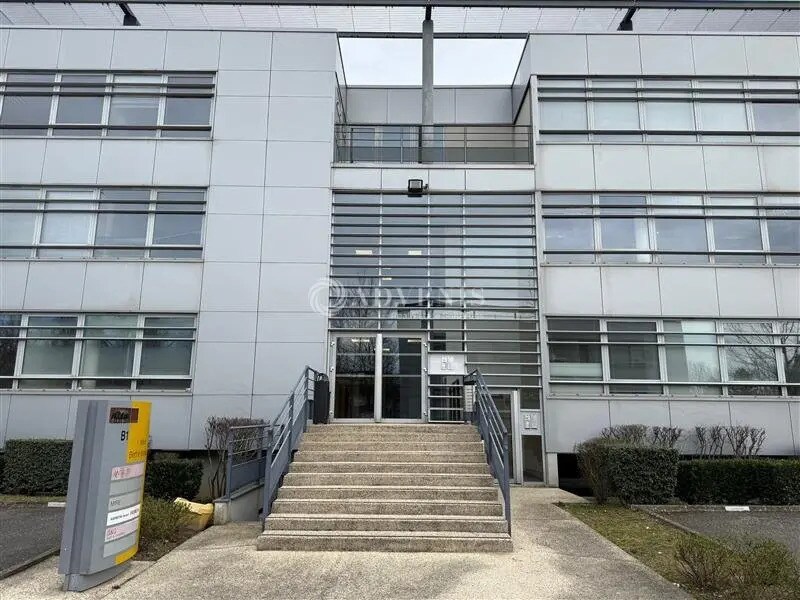 Bureau dans Saint-Priest à louer Photo principale– Image 1 sur 2