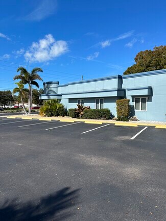 Plus de détails pour 7641 66th St N, Pinellas Park, FL - Bureau à vendre