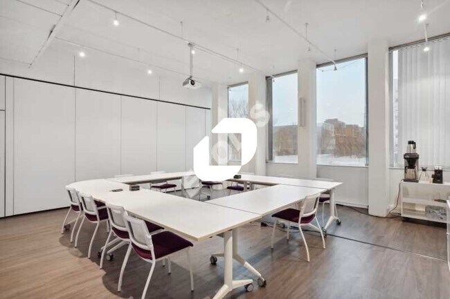 Plus de détails pour Bureau à vendre