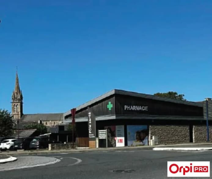 Local commercial dans Lamballe-Armor à vendre - Photo de l’immeuble – Image 2 sur 2