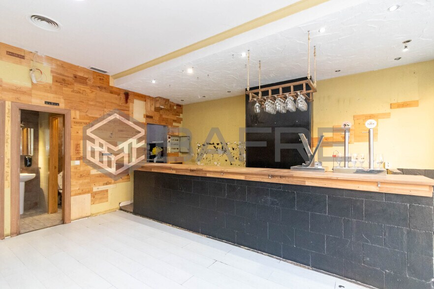 Immeuble residentiel dans Madrid, Madrid à vendre - Photo intérieure – Image 3 sur 3