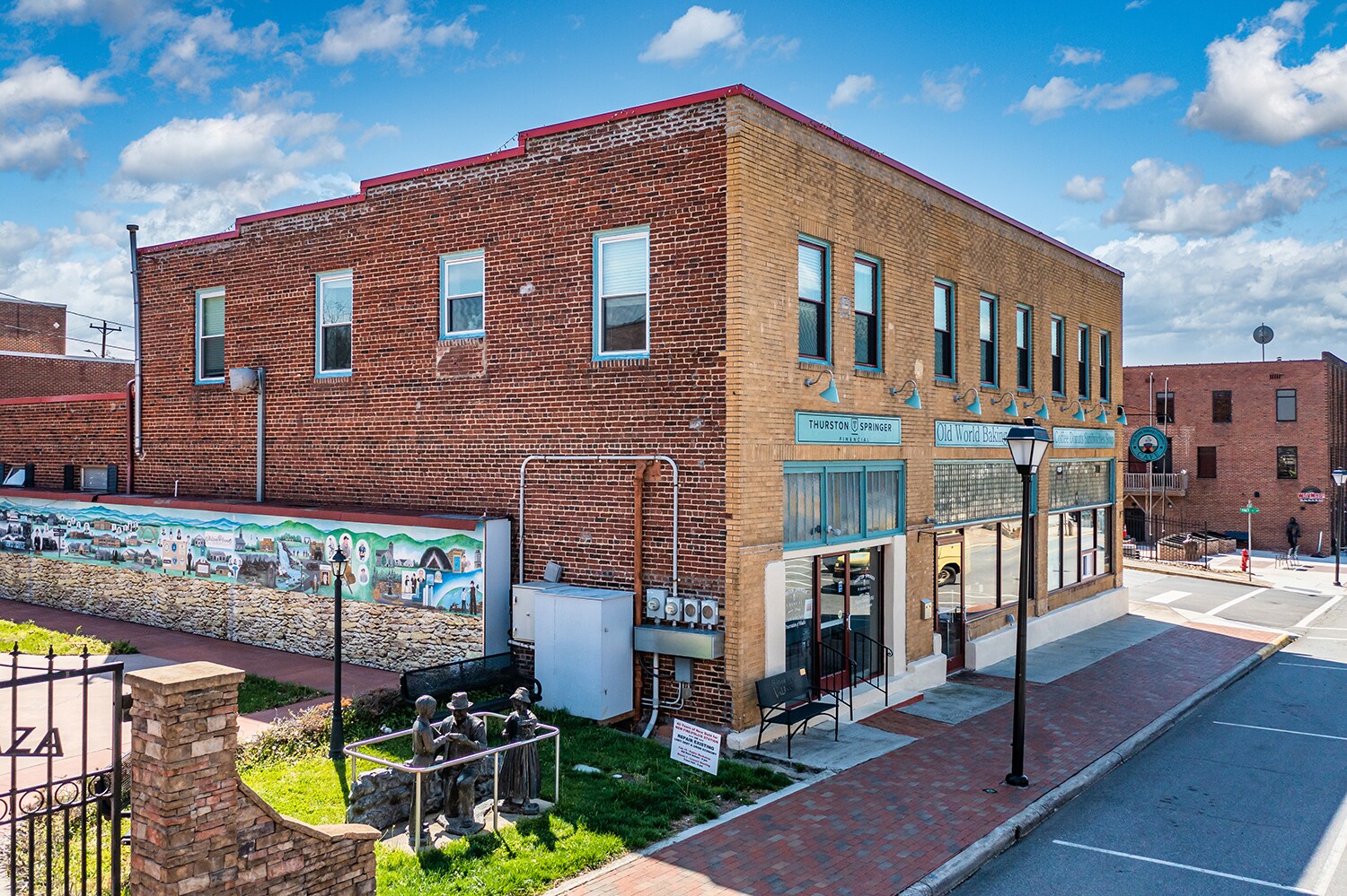 141-149 Main St W, Valdese, NC à vendre Photo principale– Image 1 sur 6